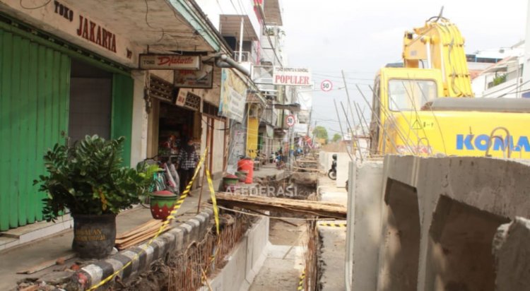 PUPR Perbaiki Sejumlah Trotoar di Kota Kediri